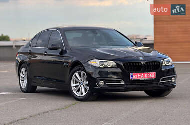 Седан BMW 5 Series 2015 в 