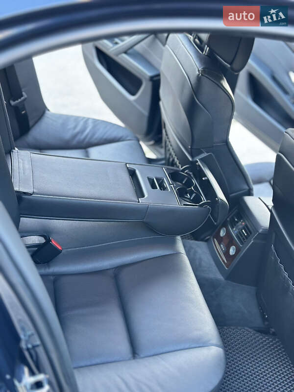 Седан BMW 5 Series 2009 в Одесі
