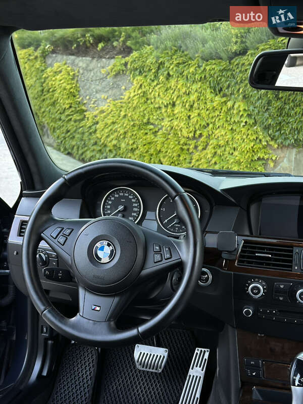 Седан BMW 5 Series 2009 в Одесі