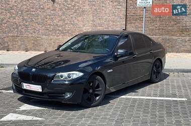 Седан BMW 5 Series 2011 в 