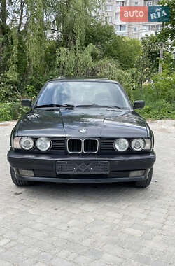 Седан BMW 5 Series 1993 в 