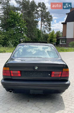 Седан BMW 5 Series 1993 в 