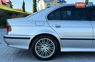Седан BMW 5 Series 1999 в 