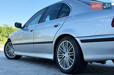 Седан BMW 5 Series 1999 в 