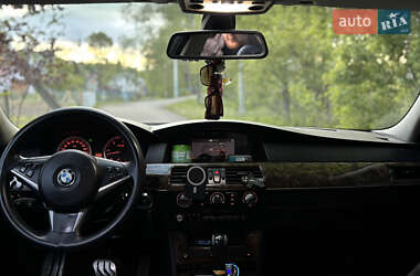 Седан BMW 5 Series 2004 в 
