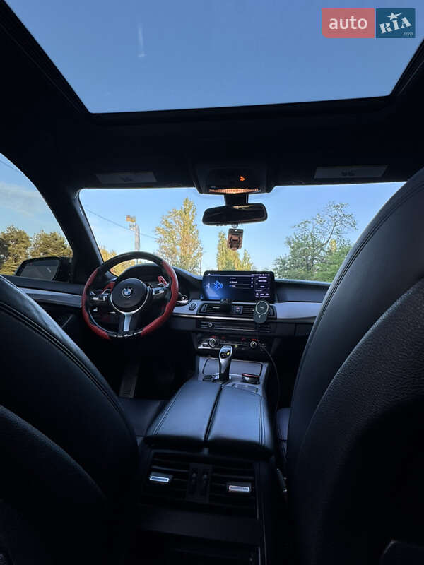 Седан BMW 5 Series 2015 в Миколаєві