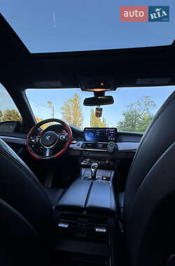 Седан BMW 5 Series 2015 в 