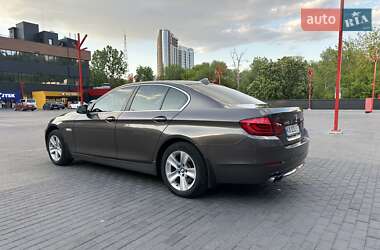 Седан BMW 5 Series 2013 в 