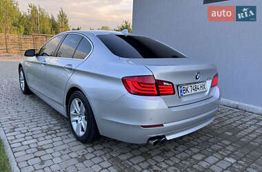Седан BMW 5 Series 2011 в 