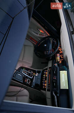 Седан BMW 5 Series 2011 в 