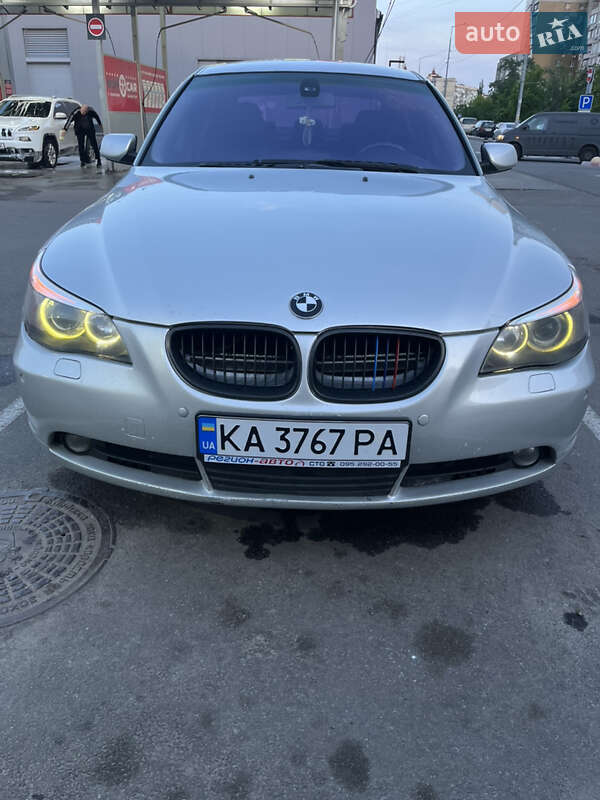 BMW 5 Series 2004
