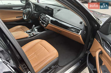 Седан BMW 5 Series 2017 в 