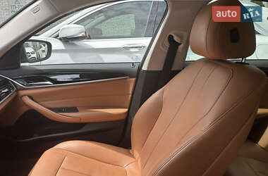Седан BMW 5 Series 2017 в 