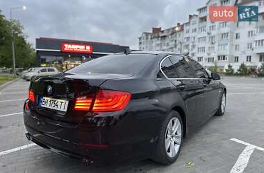 Седан BMW 5 Series 2012 в 