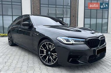 Седан BMW 5 Series 2017 в 