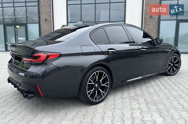 Седан BMW 5 Series 2017 в 