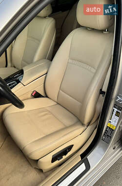 Седан BMW 5 Series 2013 в 