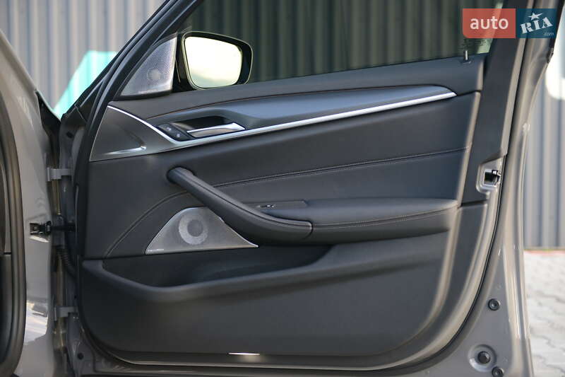 Седан BMW 5 Series 2021 в Мукачево фото 37 Седан BMW 5 Series 2021 в Мукачево