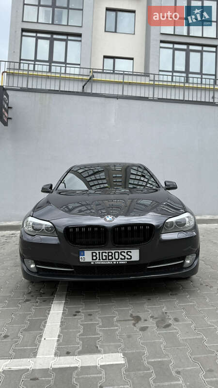 Седан BMW 5 Series 2013 в 
