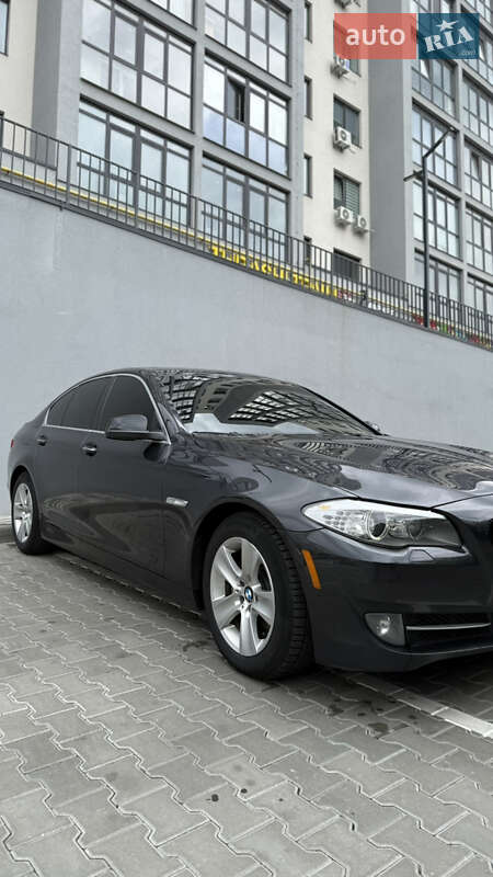 Седан BMW 5 Series 2013 в Фастові