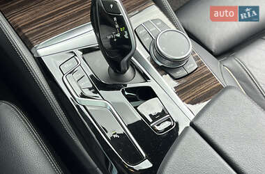 Седан BMW 5 Series 2021 в 