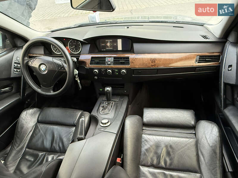 Седан BMW 5 Series 2003 в Золотоноше