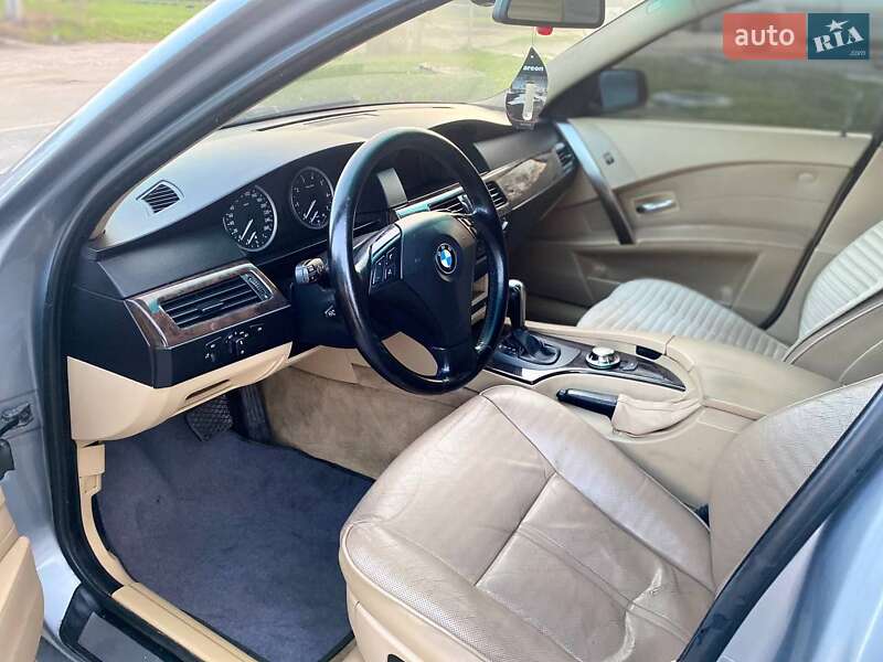 Седан BMW 5 Series 2003 в Харькове