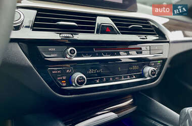 Седан BMW 5 Series 2018 в 