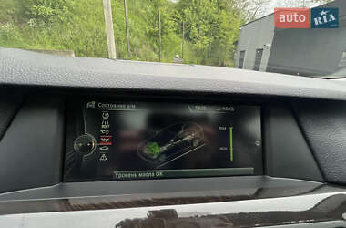 Седан BMW 5 Series 2012 в 