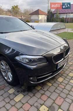 BMW 5 Series 2012 BMW 5 Series 2012
