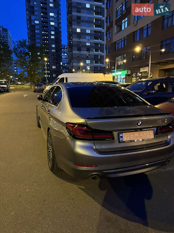 Седан BMW 5 Series 2020 в Києві