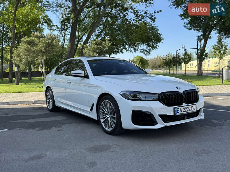 Седан BMW 5 Series 2020 в Кропивницком фото 12 Седан BMW 5 Series 2020 в Кропивницком
