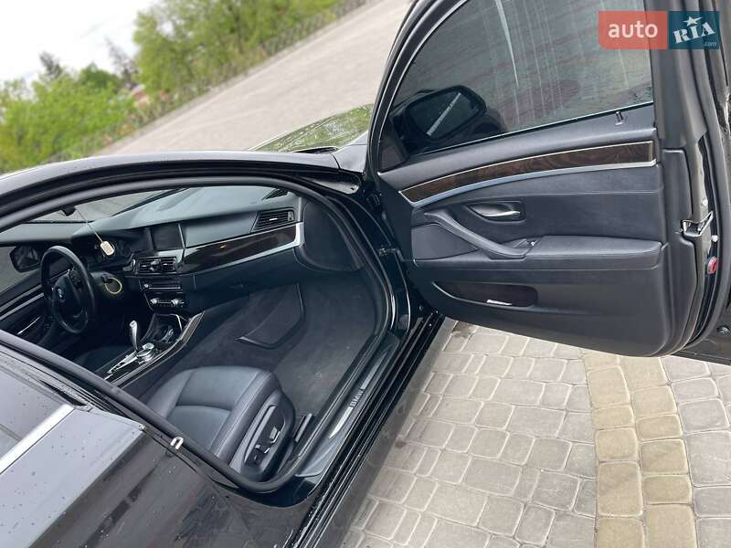 Седан BMW 5 Series 2014 в Харкові