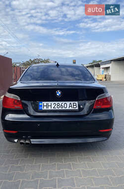 Седан BMW 5 Series 2004 в  фото 3 Седан BMW 5 Series 2004 в