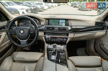 Седан BMW 5 Series 2013 в 