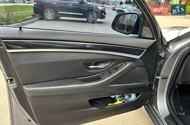 Седан BMW 5 Series 2011 в 