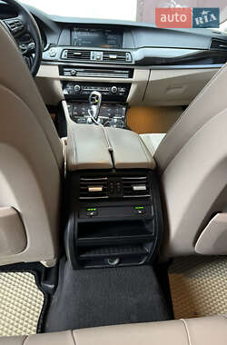 Седан BMW 5 Series 2012 в 