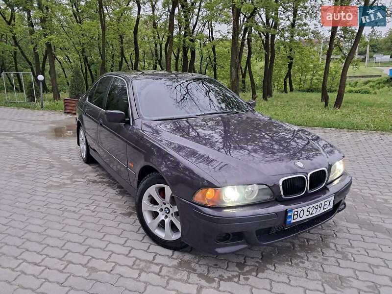 Седан BMW 5 Series 1998 в 