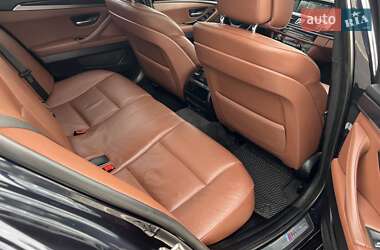 Седан BMW 5 Series 2012 в 