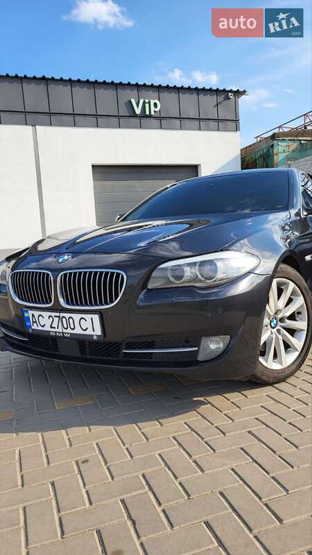 Седан BMW 5 Series 2010 в Харькове