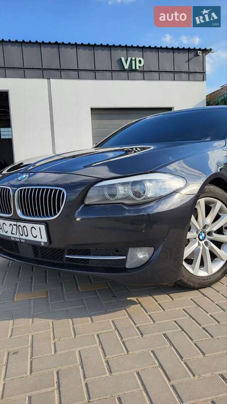 Седан BMW 5 Series 2010 в Харькове