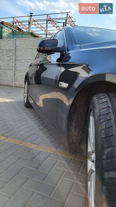Седан BMW 5 Series 2010 в Харькове