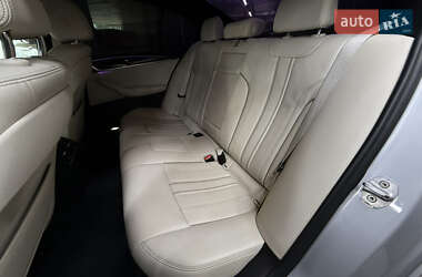 Седан BMW 5 Series 2018 в 