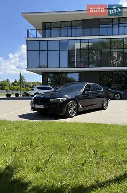Седан BMW 5 Series 2019 в Ужгороді