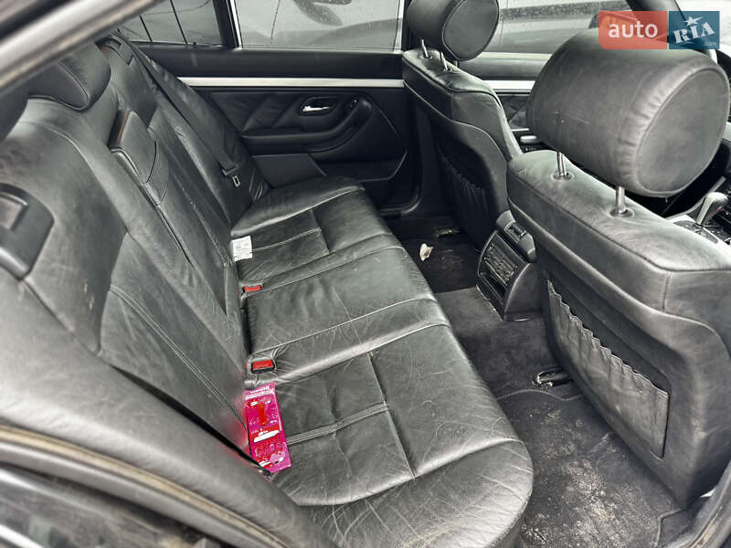 Седан BMW 5 Series 2001 в Луцке