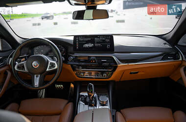 Седан BMW 5 Series 2021 в 