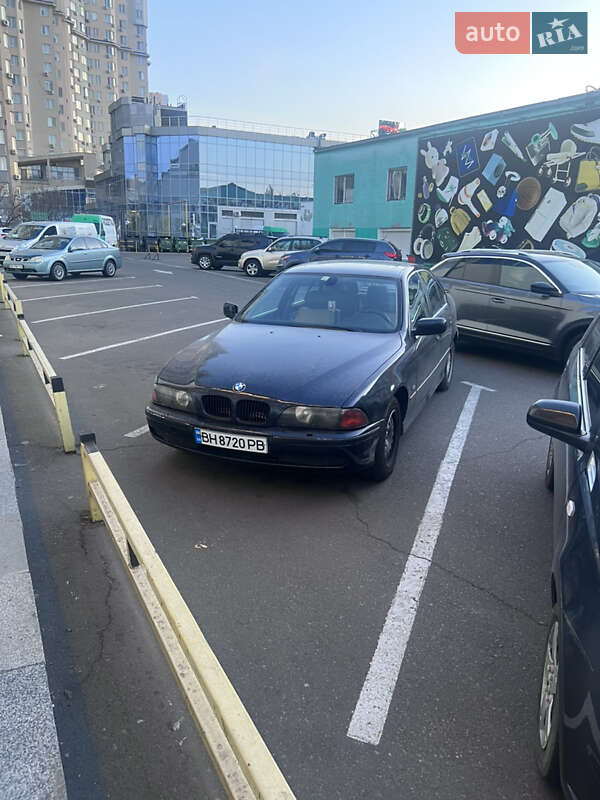 Седан BMW 5 Series 1999 в 