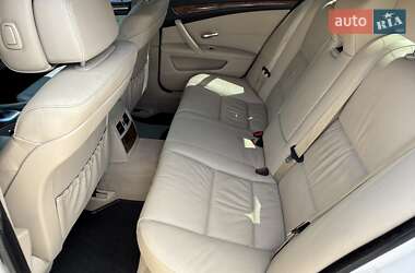 Седан BMW 5 Series 2009 в 