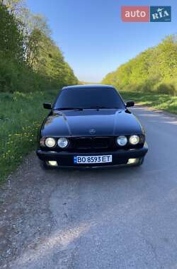 Седан BMW 5 Series 1995 в Тернополе