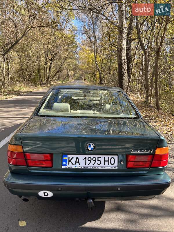 Седан BMW 5 Series 1995 в Киеве